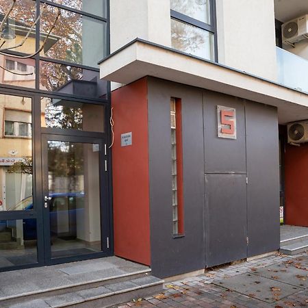 Dream Apartman 2 With Free Parking Gyor Bagian luar foto